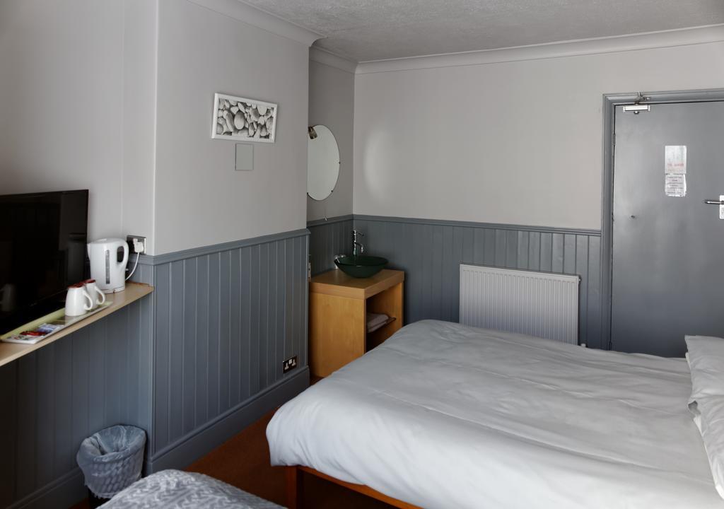 Mallowview Bed And Breakfast คลีทอร์ปส์ ภายนอก รูปภาพ