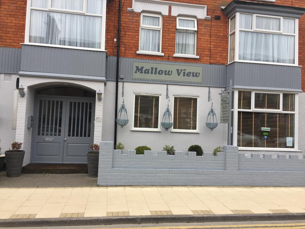 Mallowview Bed And Breakfast คลีทอร์ปส์ ภายนอก รูปภาพ